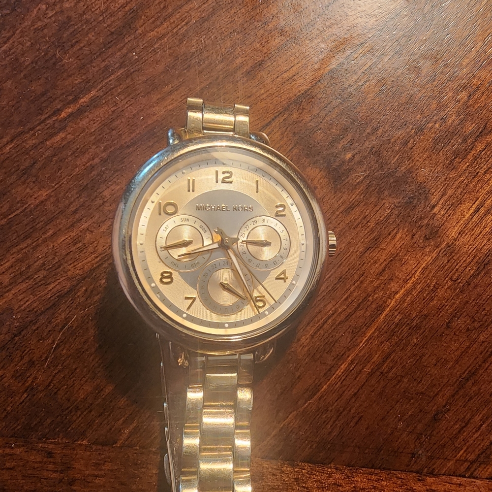 Michael Kors gold woman's watch